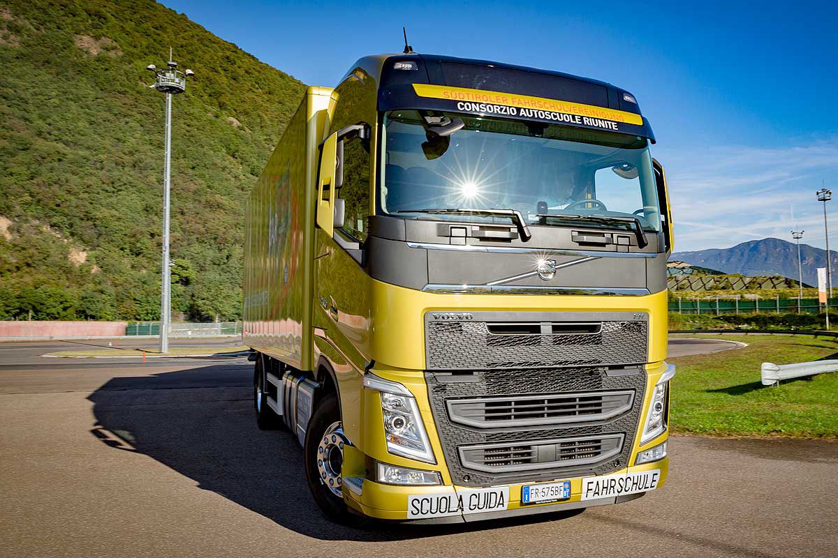 Autocarro Mercedes Atego